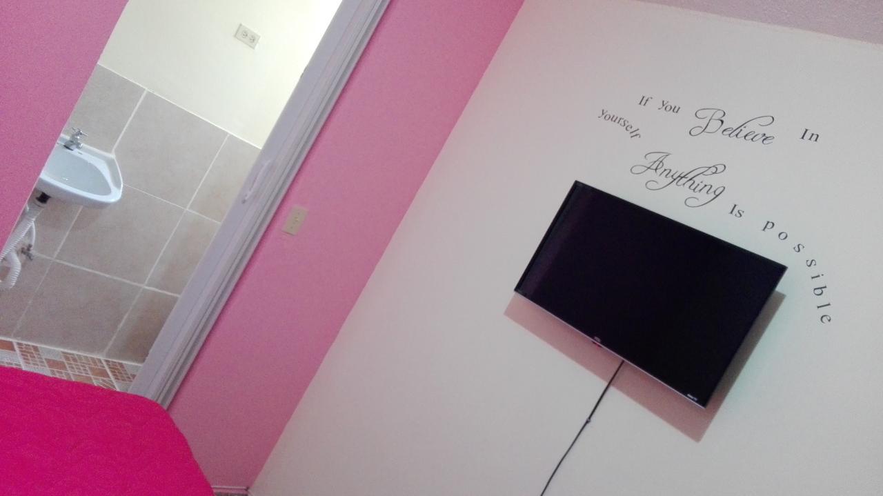 Queen Of Hearts Apartahotel Santo Domingo Bagian luar foto