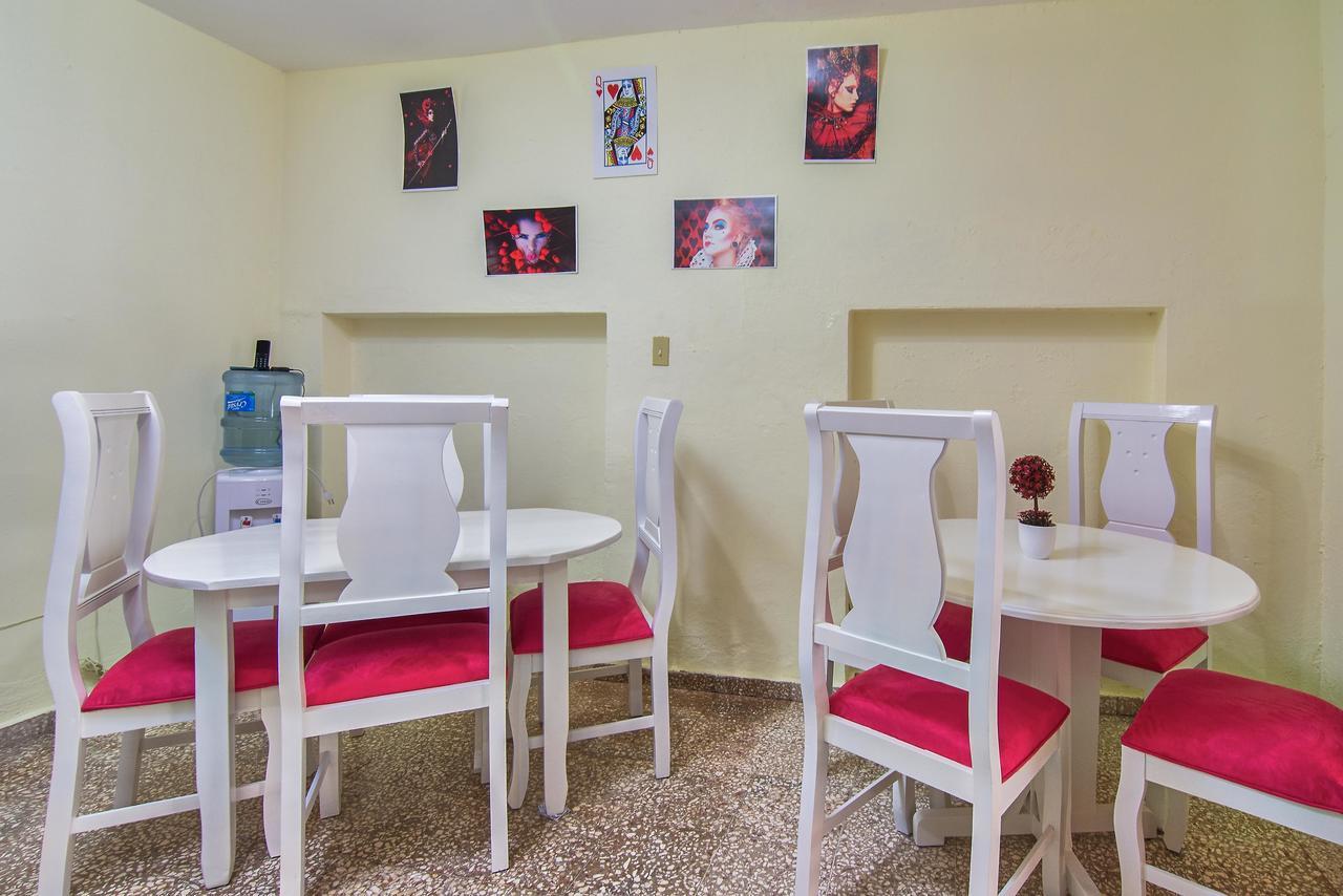 Queen Of Hearts Apartahotel Santo Domingo Bagian luar foto